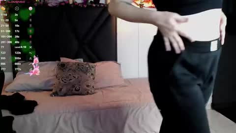 sanyaseraphine0 online show from September 2025 07:29:01 PM