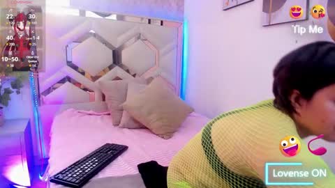 Saori online show from March 2025 12:27:02 PM