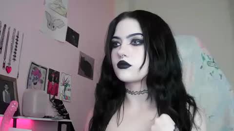 Sapphire online show from October 2025 08:19:01 PM