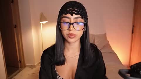 Sara  online show from February 2026 01:53:02 AM