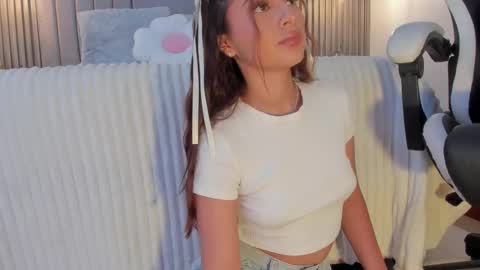 Snapshot of sara_beltran chatting on March 2025 02:36:01 AM Sara online show from March 2025 02:36:01 AM