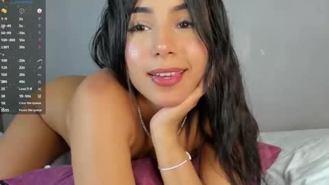 Snapshot of sara_castro24 chatting on December 2024 10:34:02 PM Sara online show from December 2024 10:34:02 PM