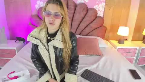 sara_colyn online show from June 2026 12:40:01 PM
