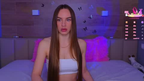 Snapshot of sara_crosss chatting on March 2026 05:41:02 AM Sara online show from March 2026 05:41:02 AM