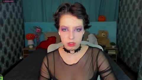 Sarah online show from October 2025 09:00:02 AM