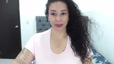 Sara hot46 online show from January 2025 10:22:01 AM