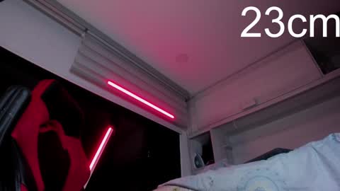 sara_hunter1 online show from September 2025 04:27:01 AM