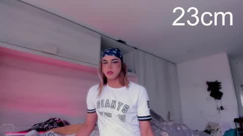 sara_hunter1 online show from October 2025 04:40:01 PM