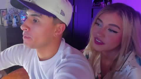 sara_jhon_ online show from May 2026 03:12:01 AM