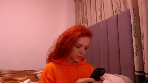 sara_johnson__ online show from April 2026 10:24:02 AM