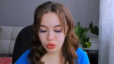 Snapshot of sara_kox chatting on February 2025 12:45:02 PM sara_kox online show from February 2025 12:45:02 PM