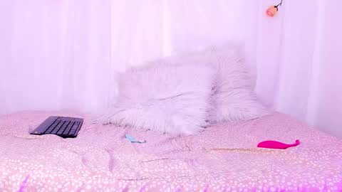 Snapshot of sara_kurt chatting on February 2025 03:20:01 PM Sara online show from February 2025 03:20:01 PM