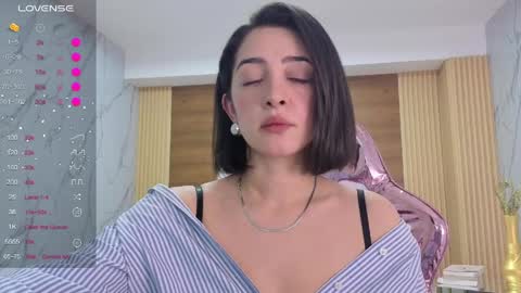 Snapshot of sara_lopez_s chatting on April 2026 01:47:02 PM Sara online show from April 2026 01:47:02 PM