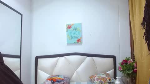 Snapshot of sara_marks chatting on October 2025 11:40:01 AM S A R A online show from October 2025 11:40:01 AM