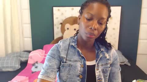 Snapshot of sara_marks chatting on October 2025 11:31:02 AM S A R A online show from October 2025 11:31:02 AM