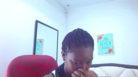 Snapshot of sara_marks chatting on October 2025 11:22:01 AM S A R A online show from October 2025 11:22:01 AM