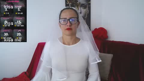 Sara   online show from June 2026 08:09:02 PM