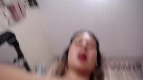 Snapshot of sara_martin_ chatting on May 2026 02:00:01 PM sara online show from May 2026 02:00:01 PM
