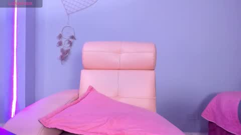 Snapshot of sara_mattel chatting on December 2025 10:00:02 AM Sara online show from December 2025 10:00:02 AM