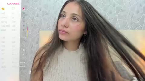 Snapshot of sara_melo chatting on June 2026 02:04:01 PM Sara online show from June 2026 02:04:01 PM