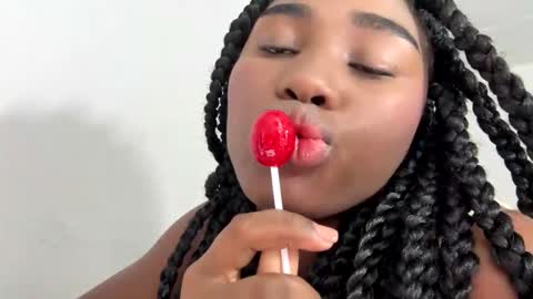 Sara online show from November 2025 02:17:02 AM