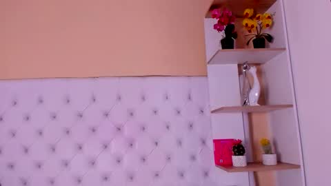 sara_salgado online show from September 2025 11:15:01 AM