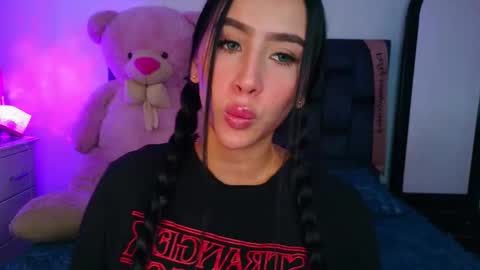 sara_stone03 online show from March 2026 03:49:02 PM