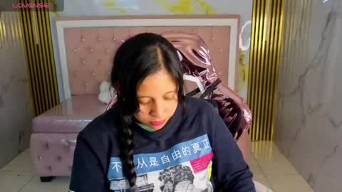 Snapshot of sara_tellez_s chatting on June 2026 03:18:02 AM Sara T. online show from June 2026 03:18:02 AM
