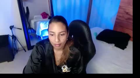 Snapshot of sara_thompson01 chatting on April 2026 08:30:01 AM SARA online show from April 2026 08:30:01 AM