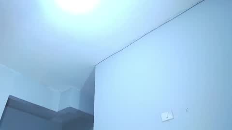 Snapshot of sara_webcam chatting on April 2026 12:14:02 AM Sara online show from April 2026 12:14:02 AM