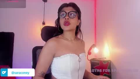 sara uwu online show from September 2025 02:16:02 PM