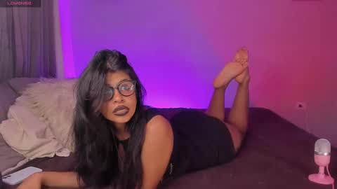 sara uwu online show from October 2025 03:01:02 AM