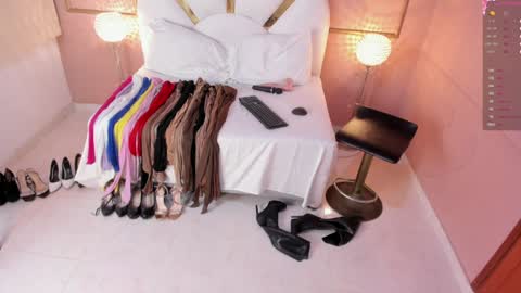 Snapshot of saraa_cute1 chatting on January 2025 03:39:02 AM Saraa Gomez online show from January 2025 03:39:02 AM