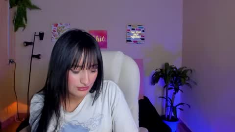 Snapshot of saraa_ramirez chatting on February 2025 08:34:02 PM Sarah Ramirez online show from February 2025 08:34:02 PM