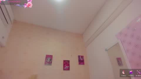 saraacollinss online show from June 2026 08:29:02 PM