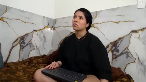 sara and thomas online show from April 2026 12:55:01 AM