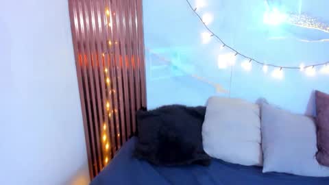 SARAHGIL online show from March 2026 07:09:01 PM