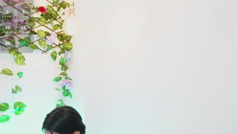 Snapshot of sarabow chatting on September 2025 05:59:02 PM Sara online show from September 2025 05:59:02 PM