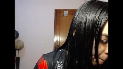 Snapshot of saraconnorxx chatting on December 2025 11:28:02 AM Sara online show from December 2025 11:28:02 AM