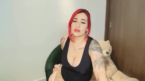 Sara online show from October 2025 04:27:01 AM