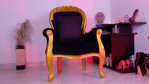 Sara Ferrer  online show from May 2026 05:23:02 AM