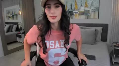  Sara Gomez  online show from June 2026 01:45:02 PM