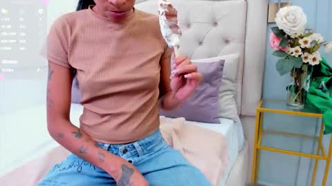 Snapshot of sarah_ashbourne chatting on October 2025 07:46:02 PM sarah_ashbourne online show from October 2025 07:46:02 PM