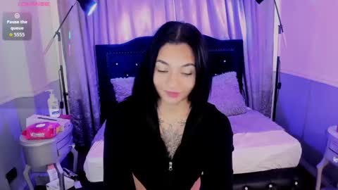 Snapshot of sarah_curtis chatting on January 2026 10:35:02 PM Sarah online show from January 2026 10:35:02 PM