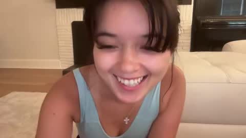 Snapshot of sarah_heart_aus chatting on January 2025 02:03:02 AM Sarah Heart Aus online show from January 2025 02:03:02 AM