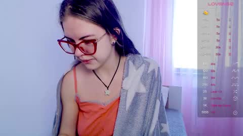 Snapshot of sarah_hs chatting on January 2026 05:55:01 AM Sarah online show from January 2026 05:55:01 AM