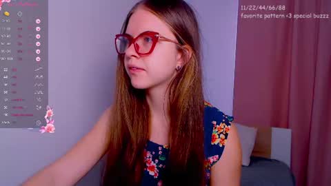 Snapshot of sarah_hs chatting on July 2026 02:49:02 AM Sarah online show from July 2026 02:49:02 AM
