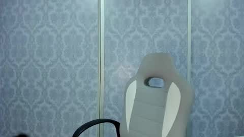 Sarah online show from November 2025 02:17:02 AM