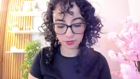Snapshot of sarah_sluty chatting on February 2026 02:30:02 AM Sarah online show from February 2026 02:30:02 AM