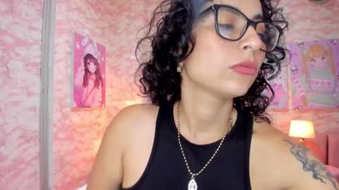 Snapshot of sarah_sluty chatting on February 2026 02:10:01 AM Sarah online show from February 2026 02:10:01 AM